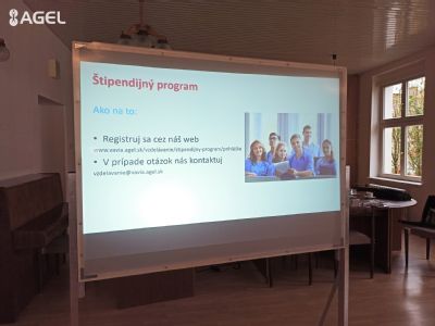 Študenti stredných zdravotníckych škôl majú od septembra 2022 v sieti  AGEL nárok na poskytnutie štipendia vo výške 100,- Eur 